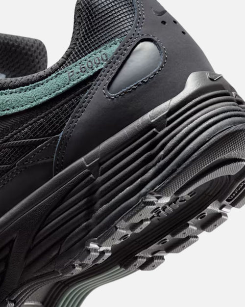 Nike P-6000 - Gris/Bleu - Footkorner