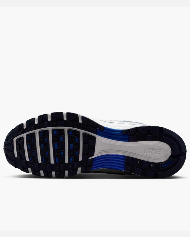 FootkornerNike P-6000 - Gris