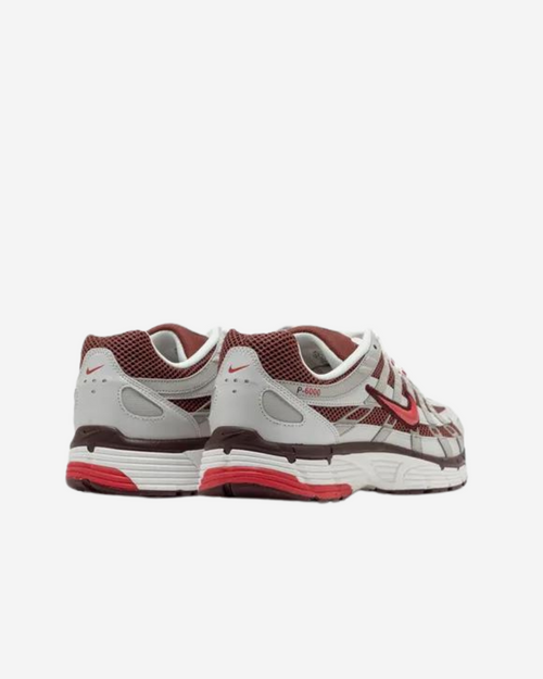 Nike P-6000 - Grau/Rot - Footkorner