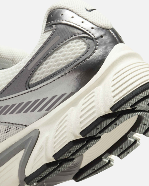 Nike V5 RNR - Gris - Footkorner