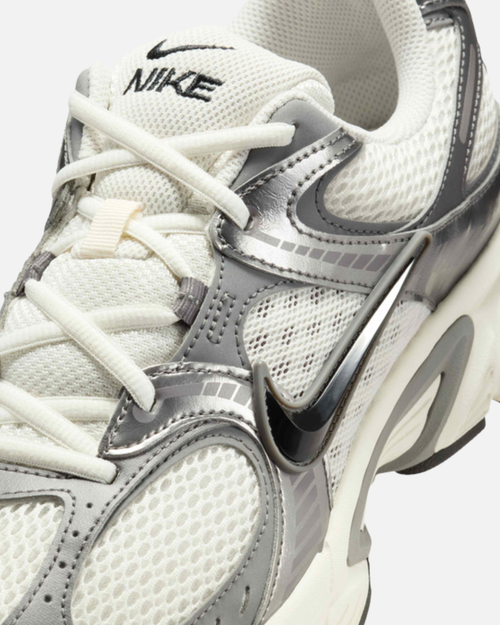 Nike V5 RNR - Gris - Footkorner