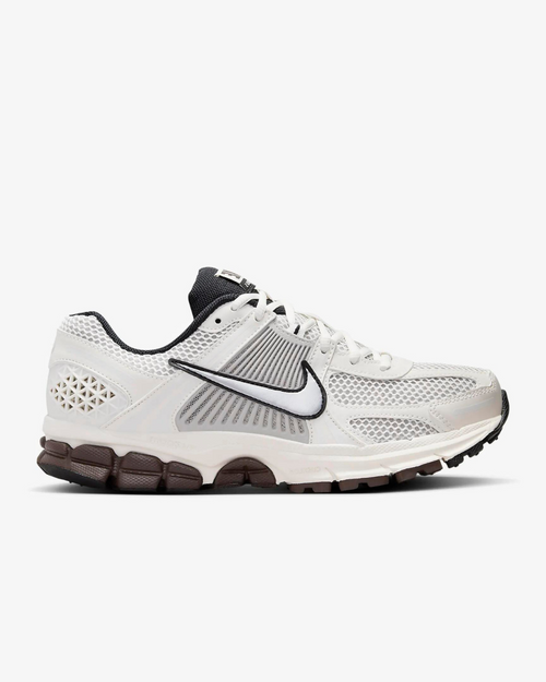 Nike Zoom Vomero 5 - White/Brown - Footkorner