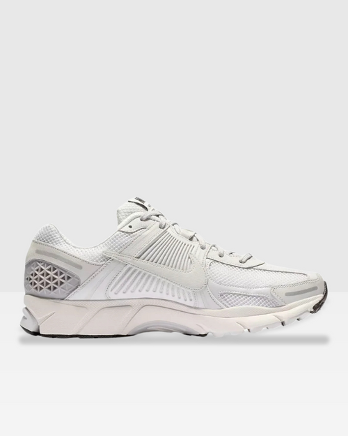 Nike Zoom Vomero 5 - Gris - Footkorner