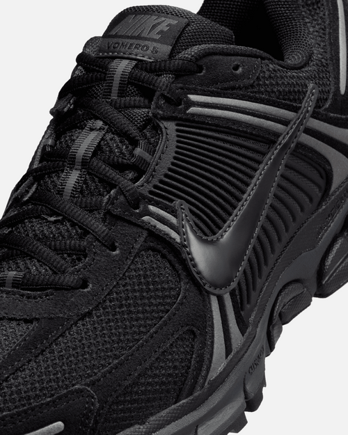 Nike Zoom Vomero 5 - Noir - Footkorner
