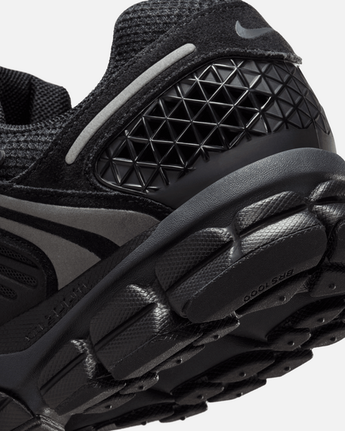 Nike Zoom Vomero 5 - Noir - Footkorner