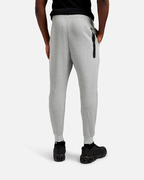 Chelsea Tech Fleece Hose 2023/2024 – Grau/Schwarz - Footkorner