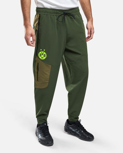 Pantalon de survêtement Dortmund Tech Woven 2024/2025 - Kaki - Footkorner