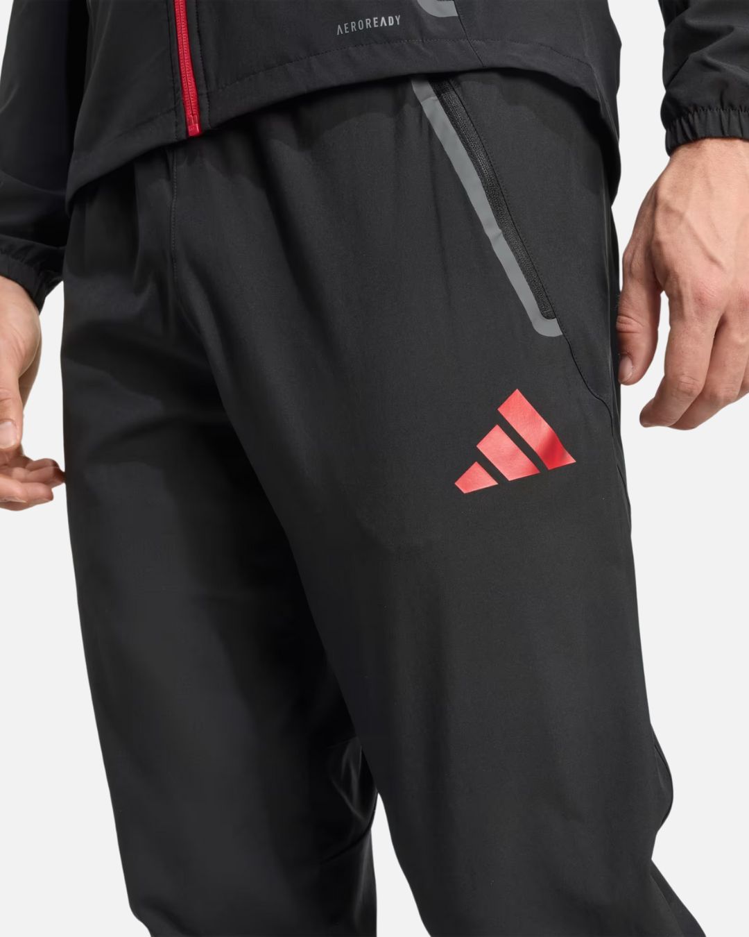 FootkornerPantalon de survêtement Liverpool FC 2025/2026  - Noir/Rouge