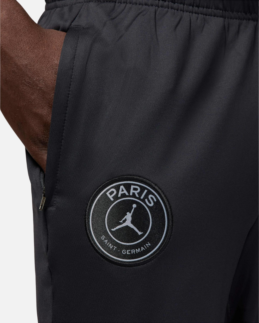 FootkornerPantalon d'entraînement Fourth PSG Dri-Fit Strike Jordan 2025/2026 - Noir