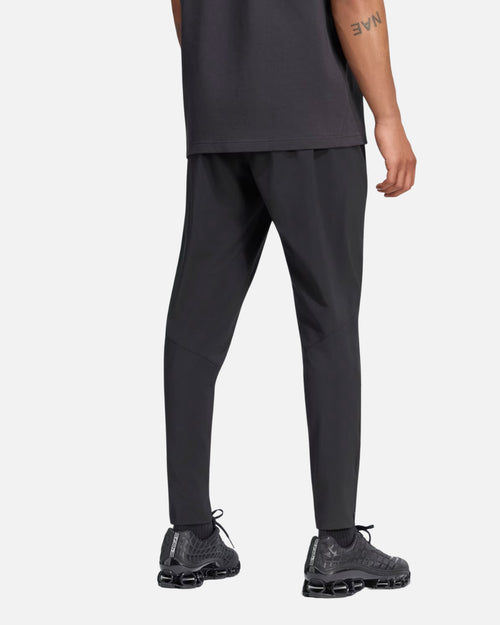 Pantalón de entrenamiento Arsenal FC Tiro Travel - Negro/Rojo - Footkorner