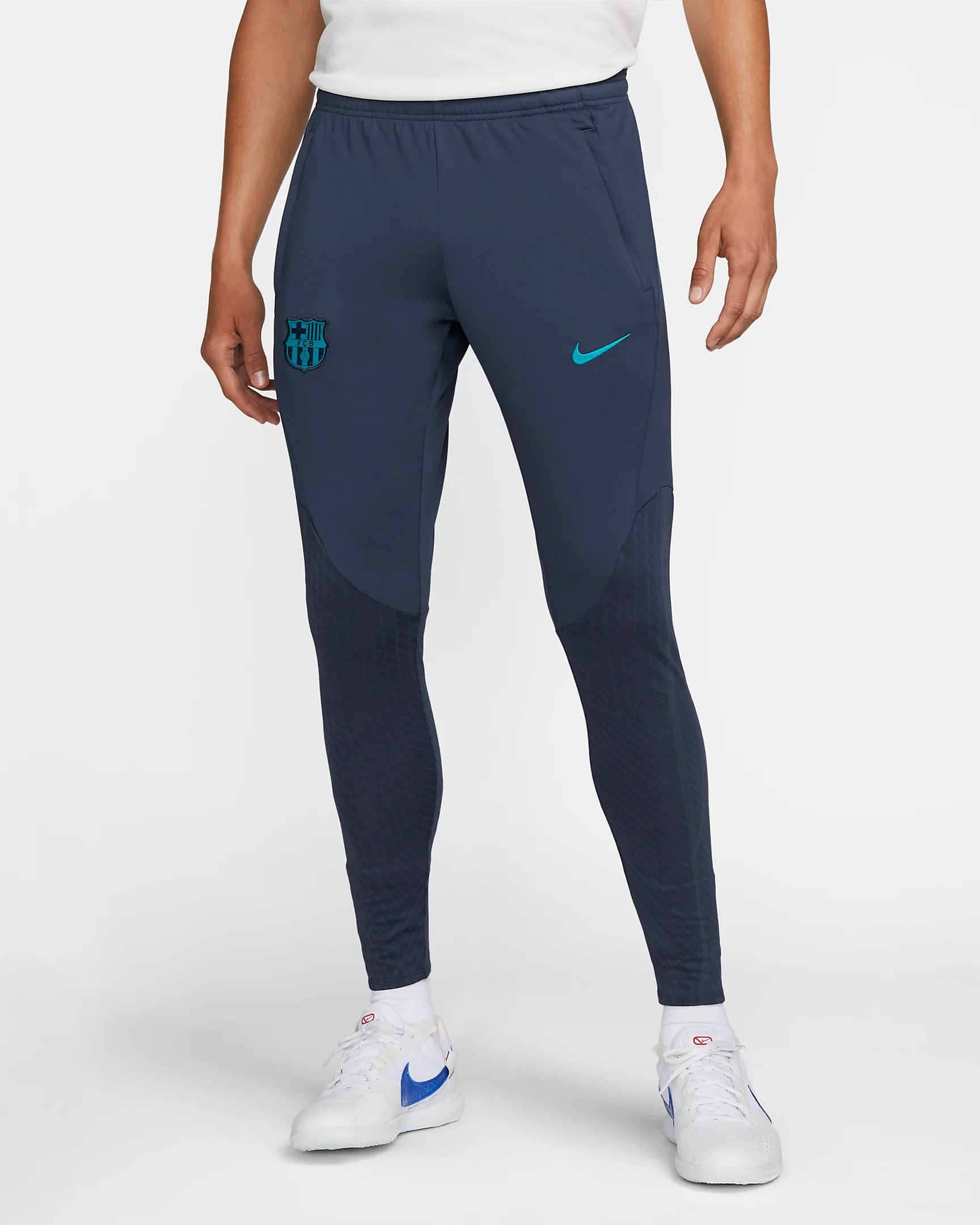 FC Barcelona training pants 2023/2024 - Blue