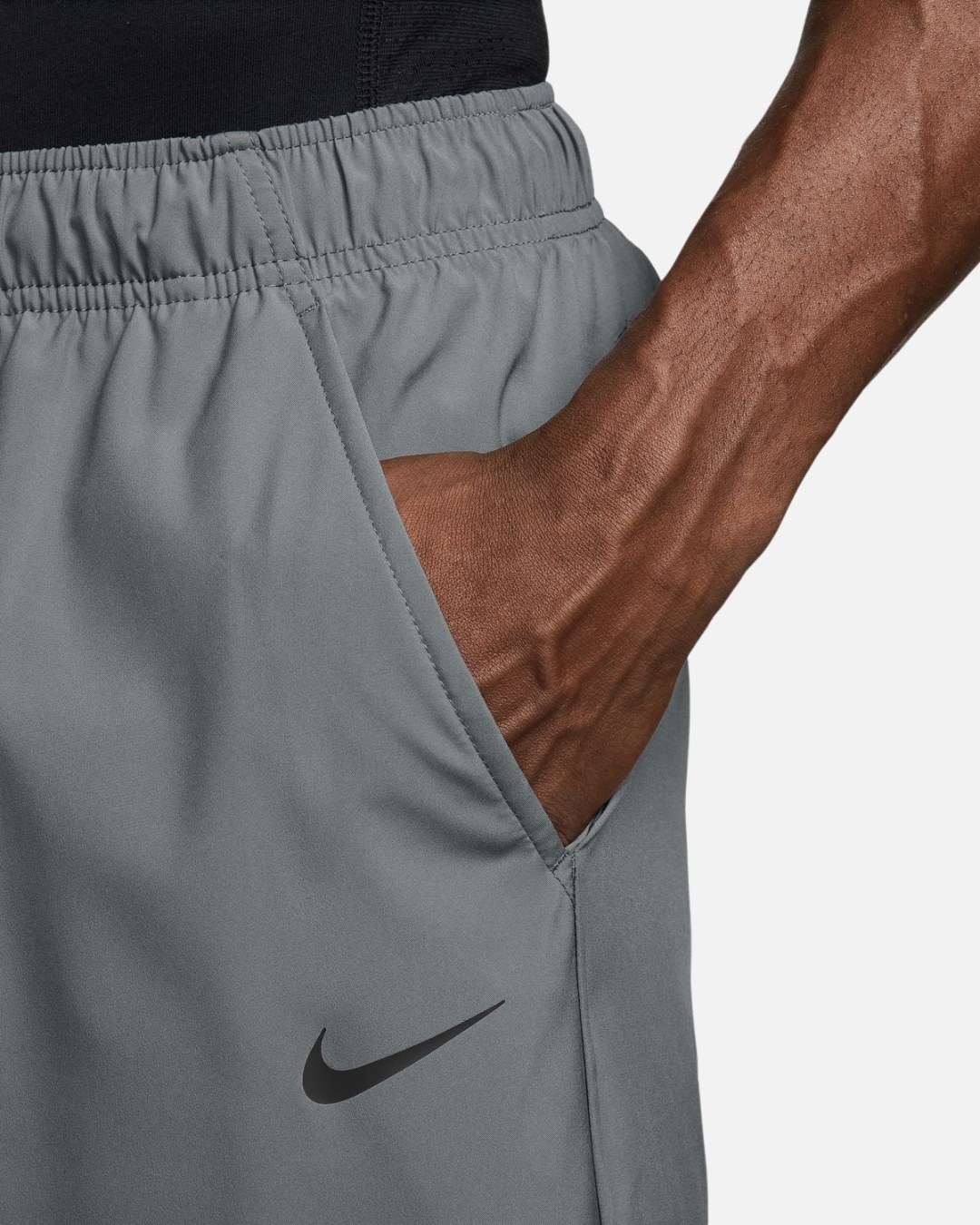 FootkornerPantalón Nike DF Form GFX - Gris
