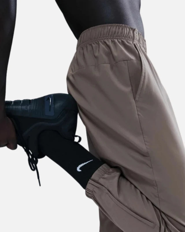 FootkornerNike Form Hose - Braun