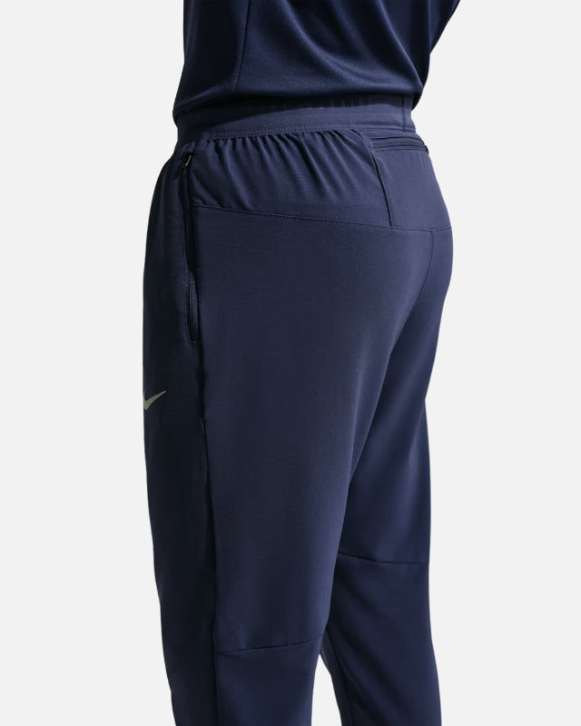 FootkornerPantalon Nike Stride Plus - Bleu