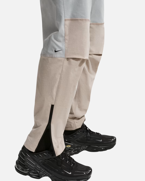 Pantalon Nike Tech - Beige/Gris - Footkorner