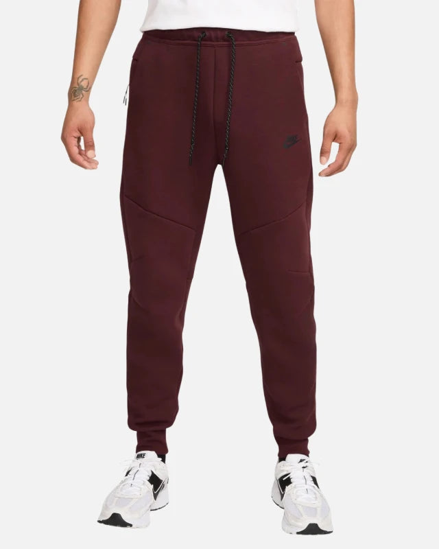 FootkornerPantalón Nike Tech Fleece - Rojo