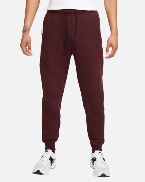 Pantalón Nike Tech Fleece - Rojo - Footkorner