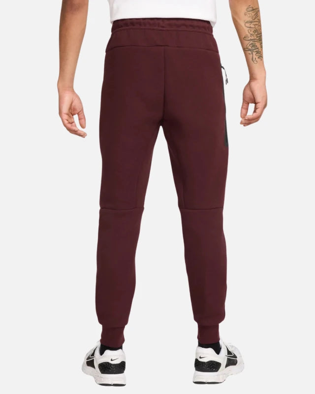 FootkornerPantalón Nike Tech Fleece - Rojo