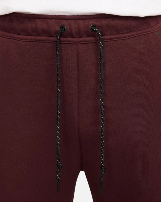 FootkornerPantalón Nike Tech Fleece - Rojo