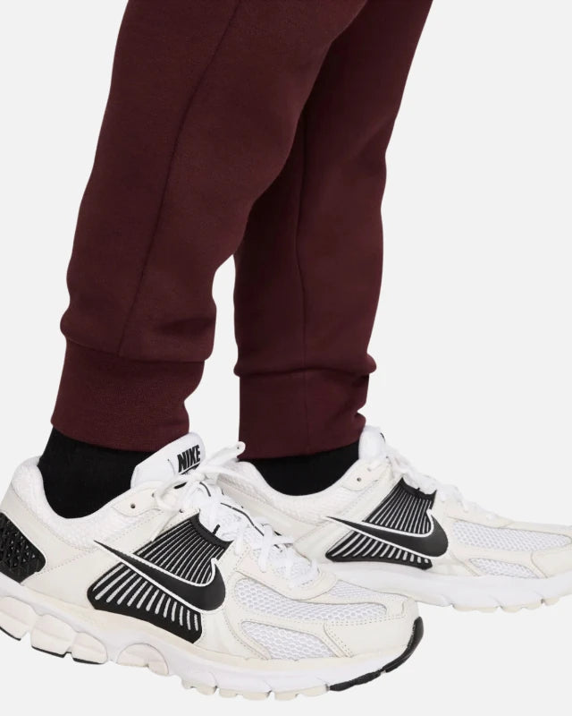 FootkornerPantalón Nike Tech Fleece - Rojo