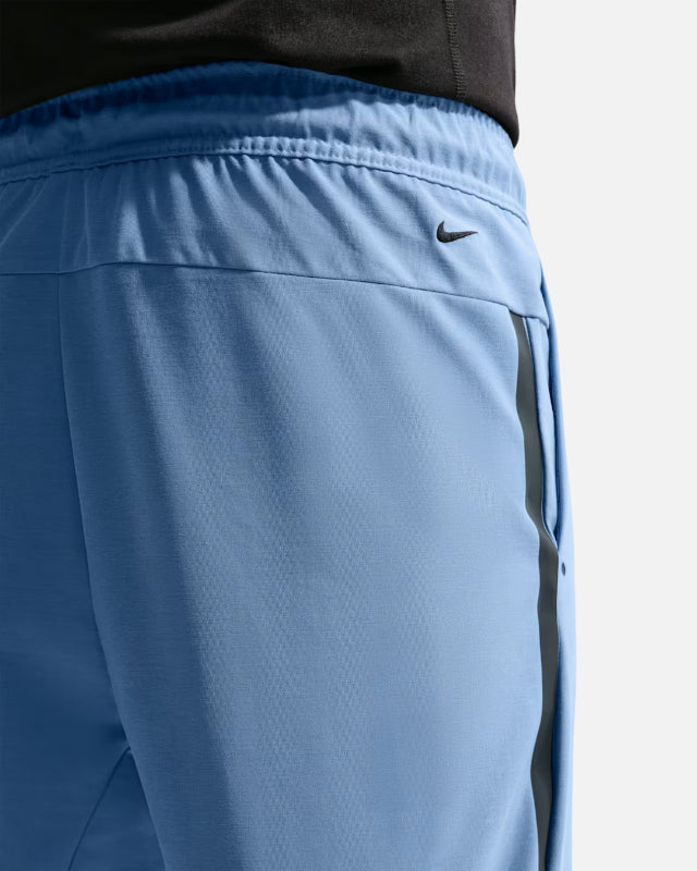 FootkornerPantaloni Nike Tech Shori Knit Windrunner - Blu