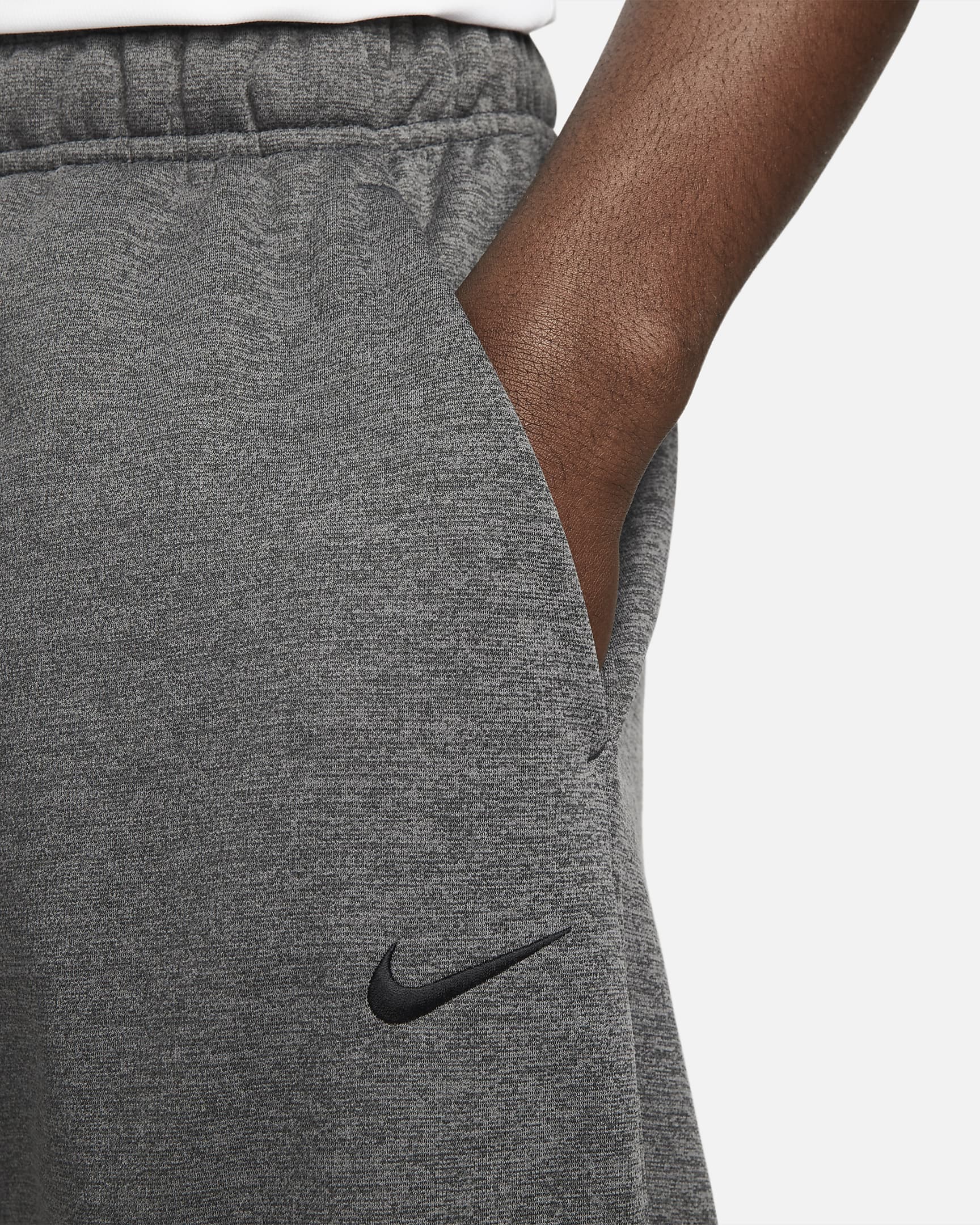 FootkornerPantalon Nike Therma - Gris