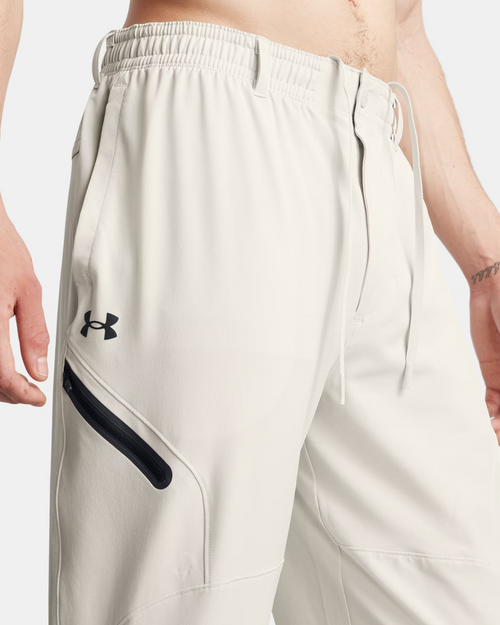 Pantalones Under Armour Unstoppable - Crema - Footkorner