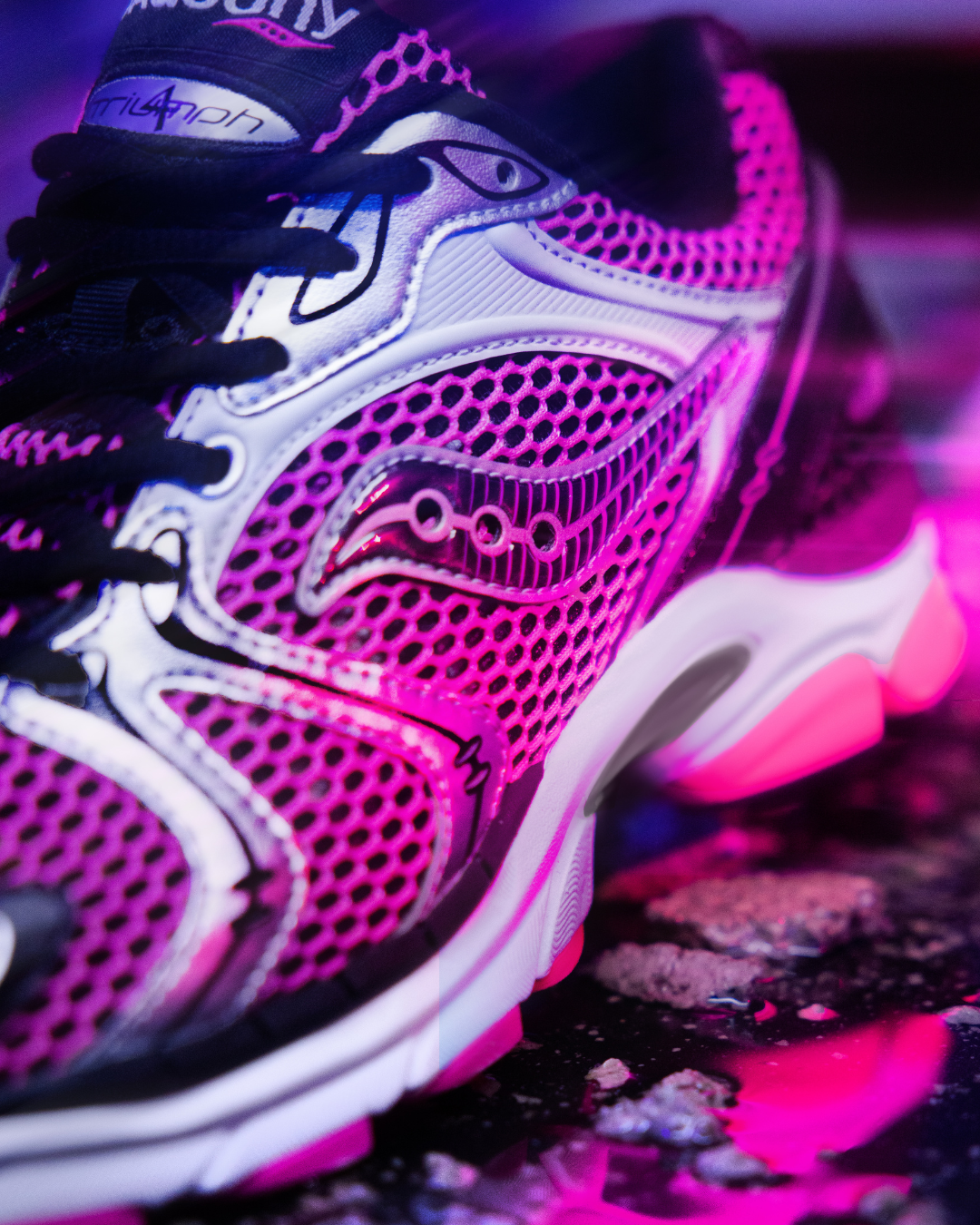 Saucony Progrid Triumph 4 - Rose/Noir