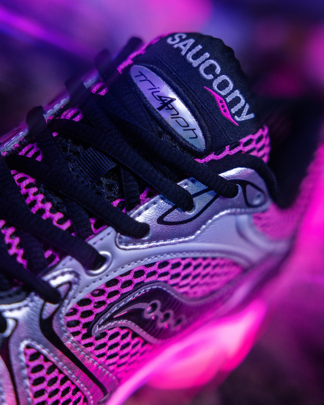 Saucony Progrid Triumph 4 - Rose/Noir