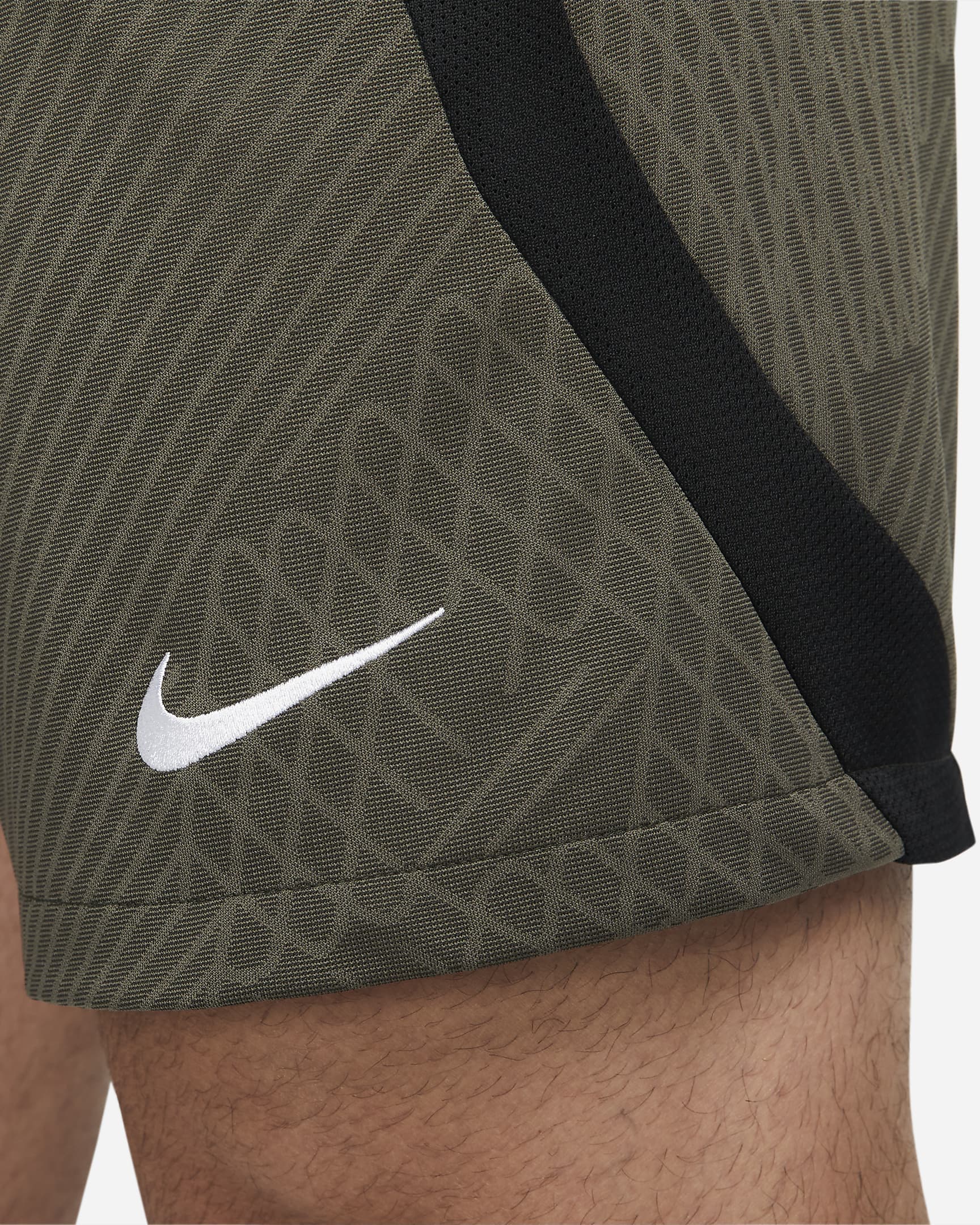 FootkornerFC Barcelona Trainingsshorts 2023/2024 – Khaki