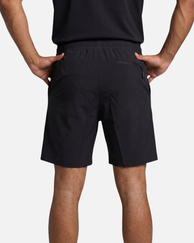 FootkornerShort Helvetica LEWIS 33 - Black