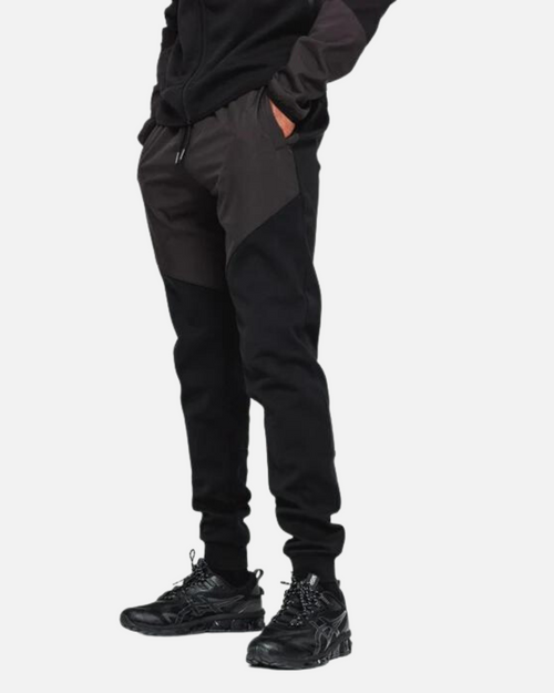 FK Surface Trainingsanzug – Schwarz - Footkorner