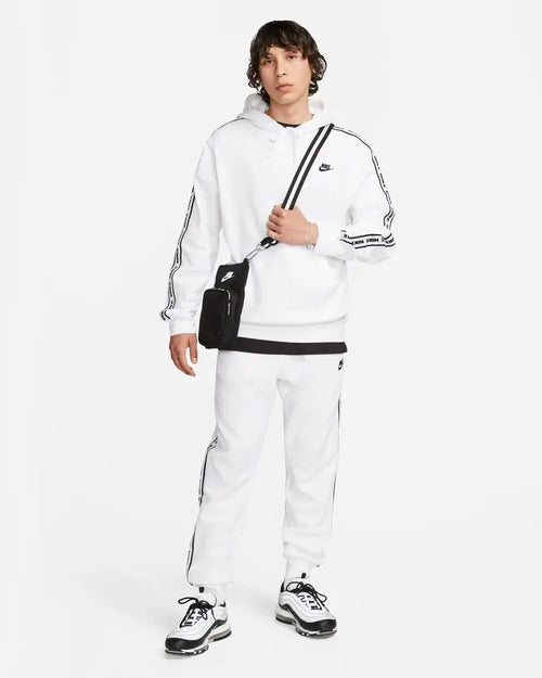 Nike Club Fleece-Trainingsanzug – Weiß/Schwarz - Footkorner