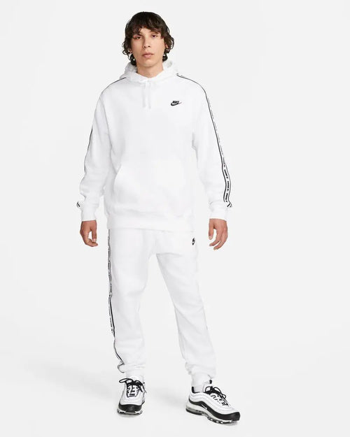 Nike Club Fleece-Trainingsanzug – Weiß/Schwarz - Footkorner