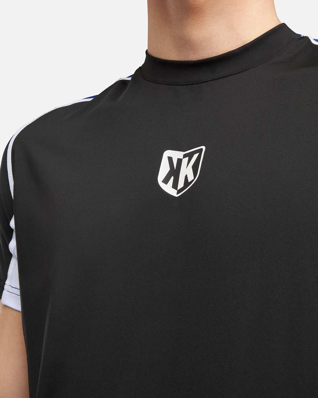 FootkornerFK Win Sport T-Shirt – Schwarz/Blau/Weiß