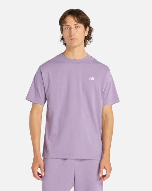 Camiseta New Balance Sport Essentials Cotton - Violeta - Footkorner