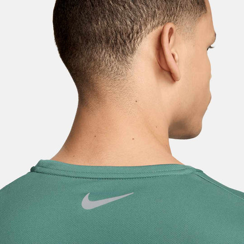 T-shirt Nike Challenger Flash - Vert - Footkorner