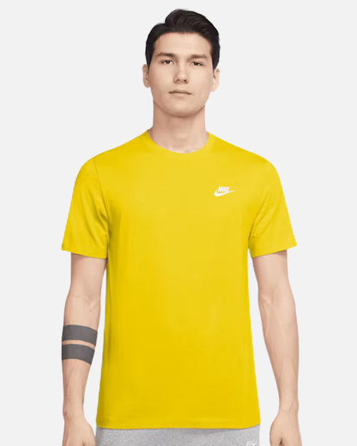 Nike Club T-Shirt - Yellow - Footkorner