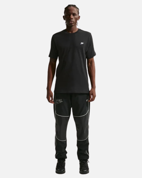 Nike Club T-Shirt - Black - Footkorner
