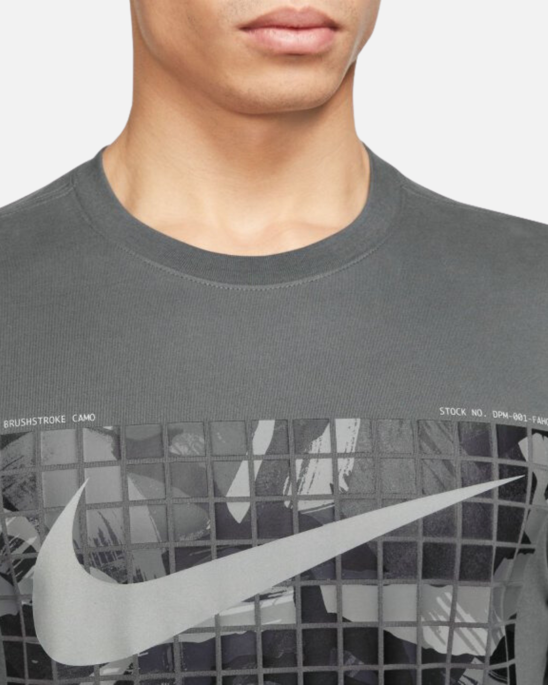 FootkornerT-Shirt Nike Dri-Fit Camo - Gris