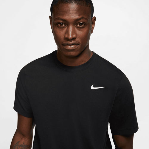 Camiseta Nike Dri-FIT - Negra - Footkorner