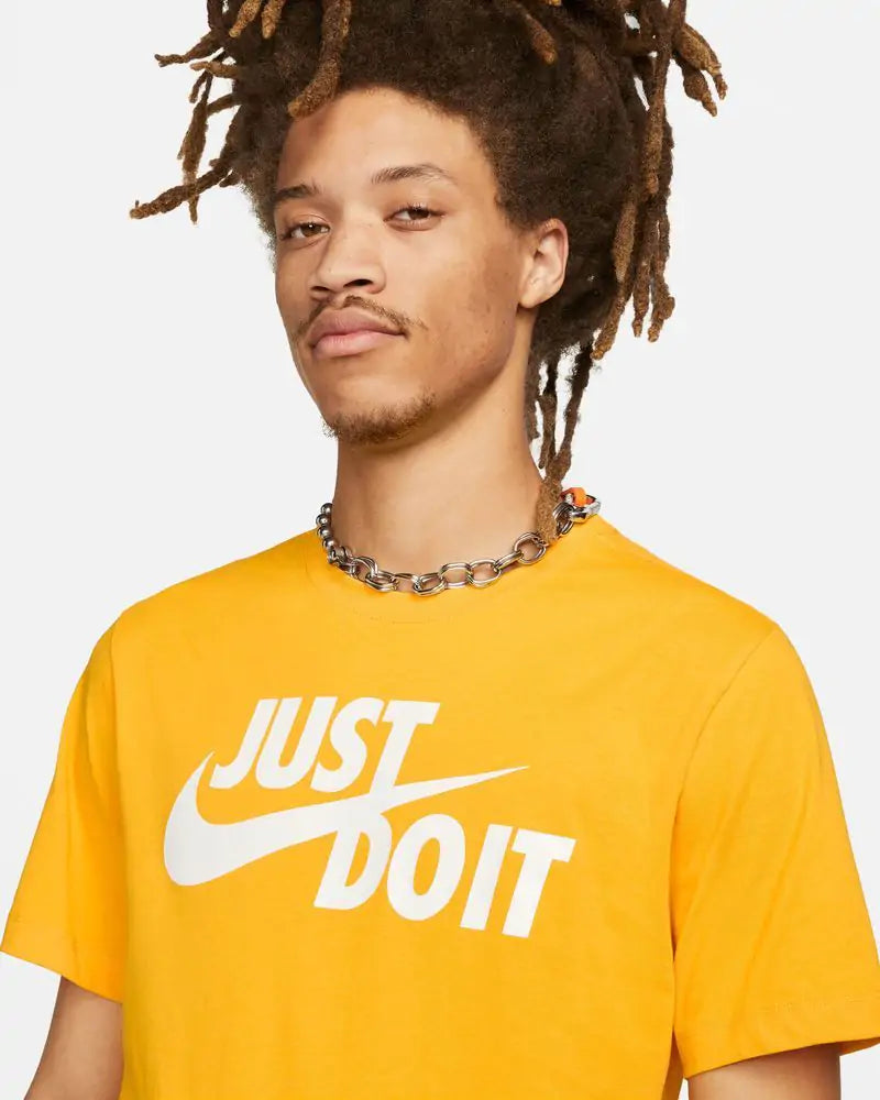 FootkornerCamiseta Nike Just Do IT - Naranja/Blanco