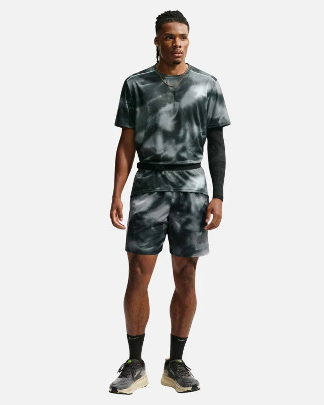 FootkornerNike Miler T-Shirt – Grau
