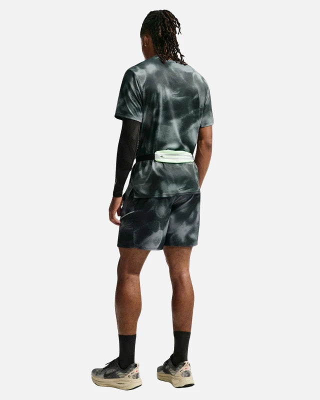 FootkornerNike Miler T-Shirt – Grau