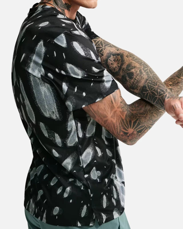 FootkornerT-shirt Nike Miler – Nero
