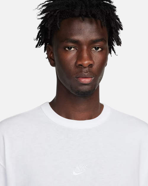 Camiseta Nike Premium Essentials - Blanco - Footkorner