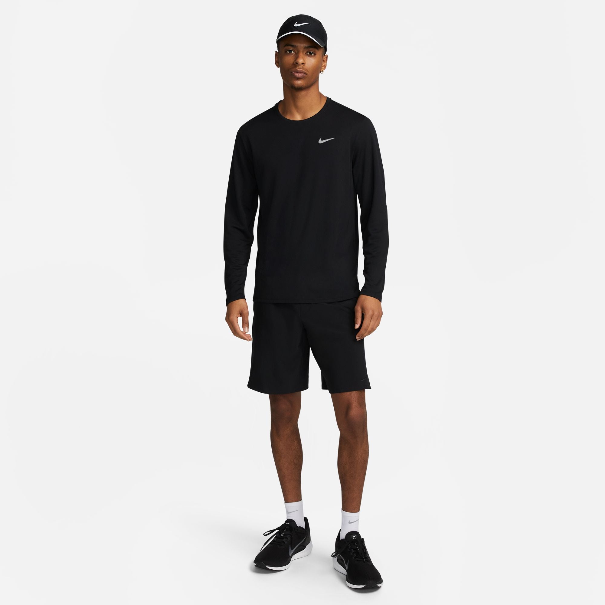 T-shirt Nike Running Miller a maniche lunghe - nera