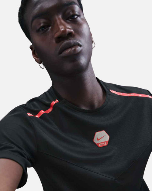 T-shirt Nike Running - Noir/Rouge - Footkorner