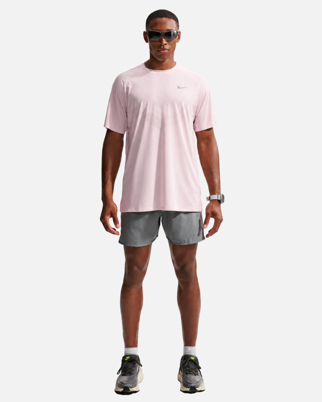 FootkornerNike Stride T-Shirt - Rosa