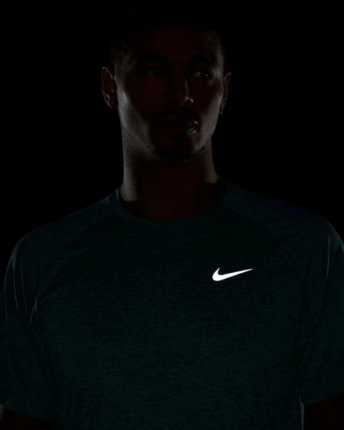 T-Shirt Nike Stride - Vert - Footkorner
